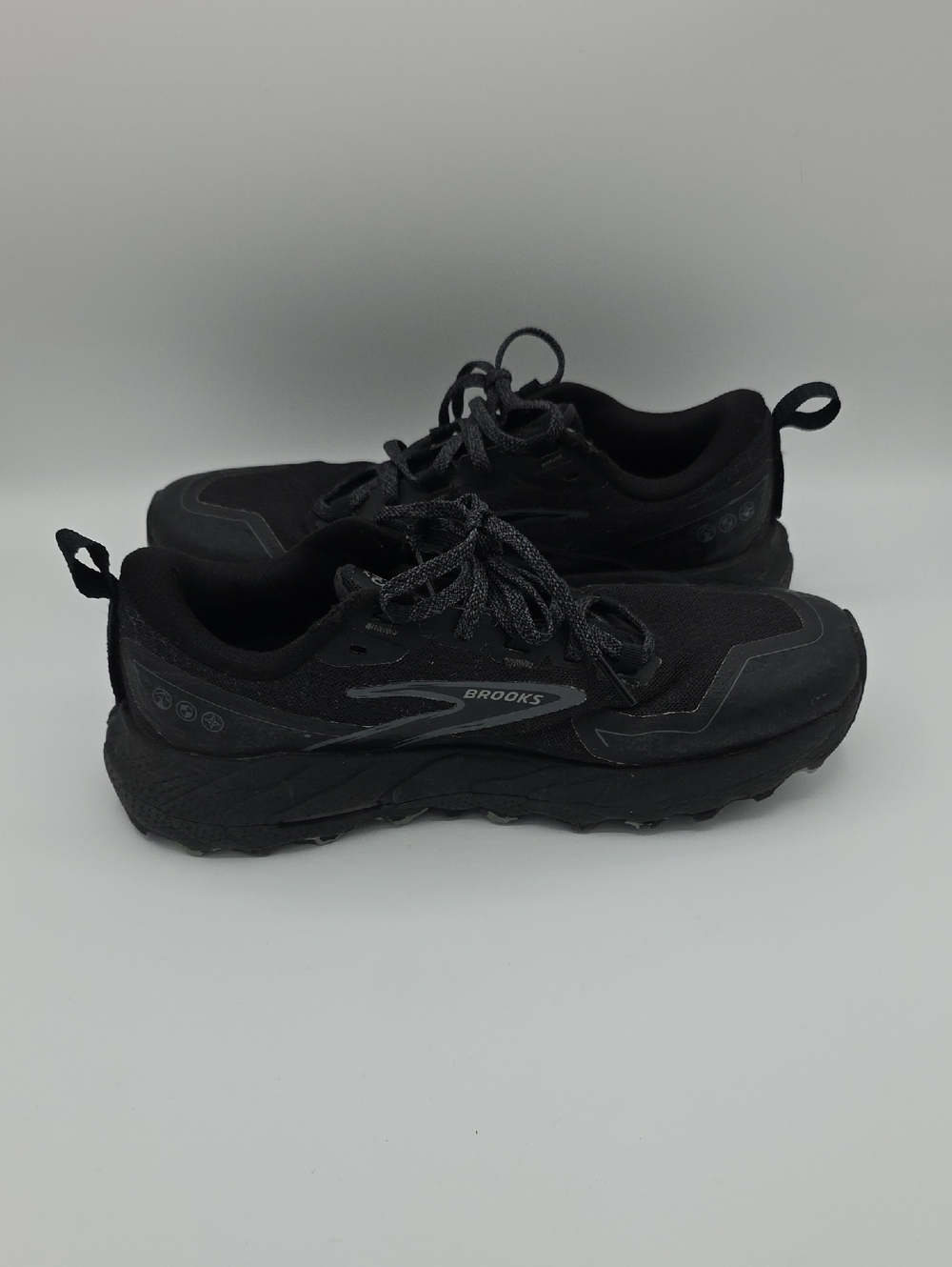 Brooks Cascadia 18 Men's Size 7.5 Black Trail Running Shoes 1104261D072 - Picture 3 of 10